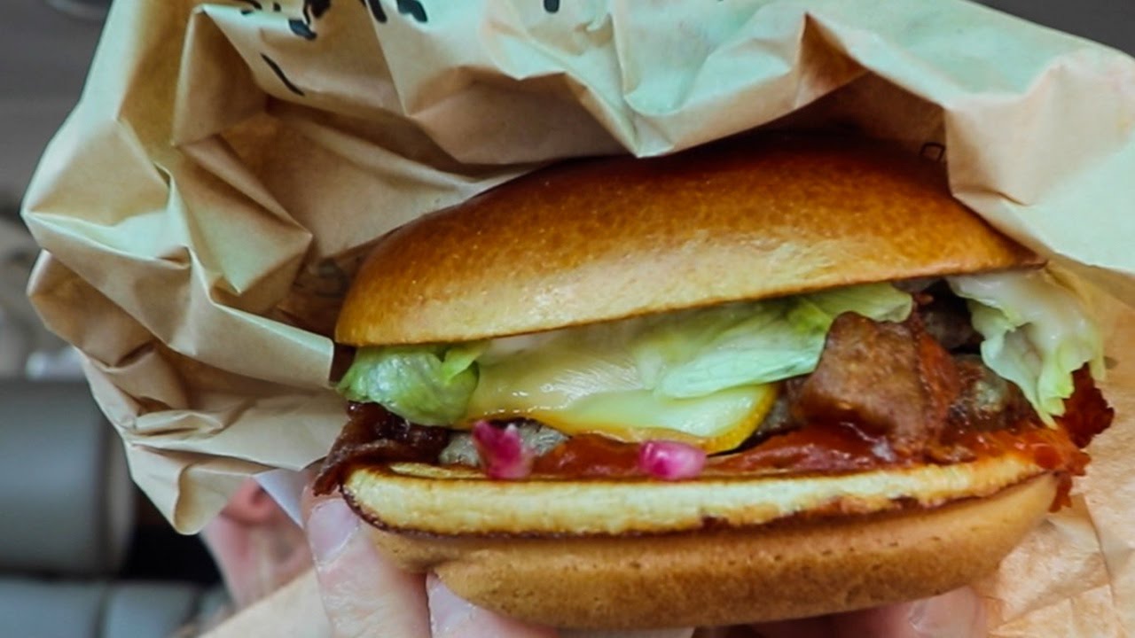 Matgeek testar Jureskog Texas på McDonalds