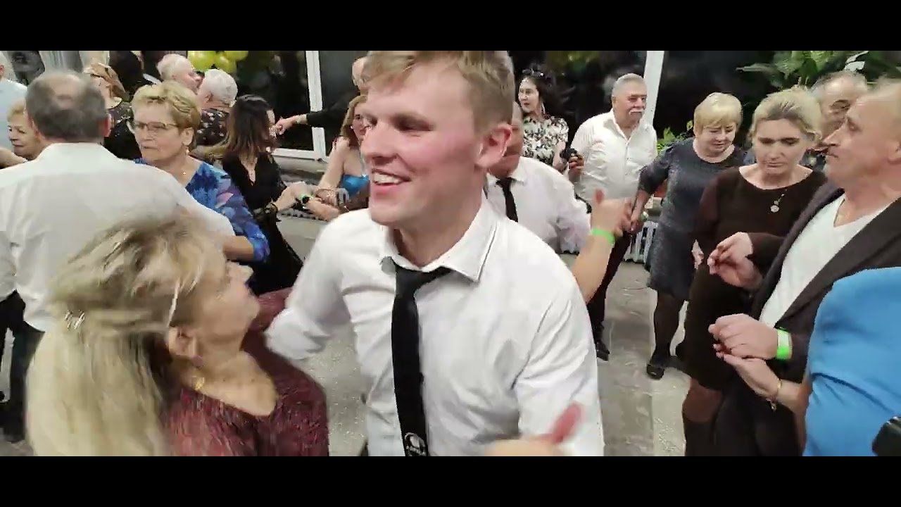 PANIE dopadły Lidera Kapeli STĄPORKOWSKIEJ i porządnie Go OBTAŃCOWAŁY 