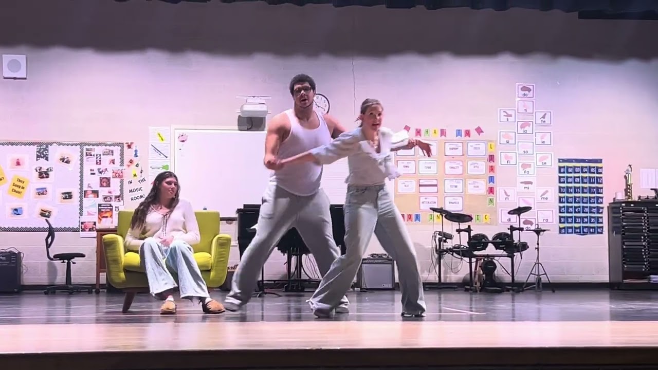 Matilda: “Loud!” FULL