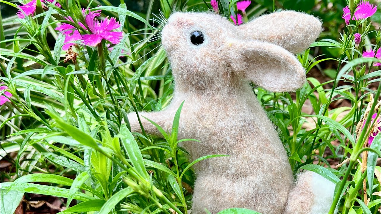 Needle Felted Bunny Tutorial Part 1 - Creating the frame and core