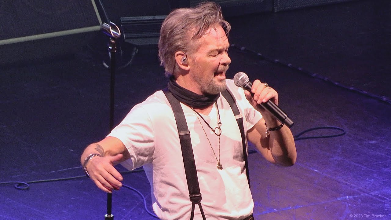 John Mellencamp, Gloria (Van Morrison cover), live in San Francisco, March 17, 2023 (4K)