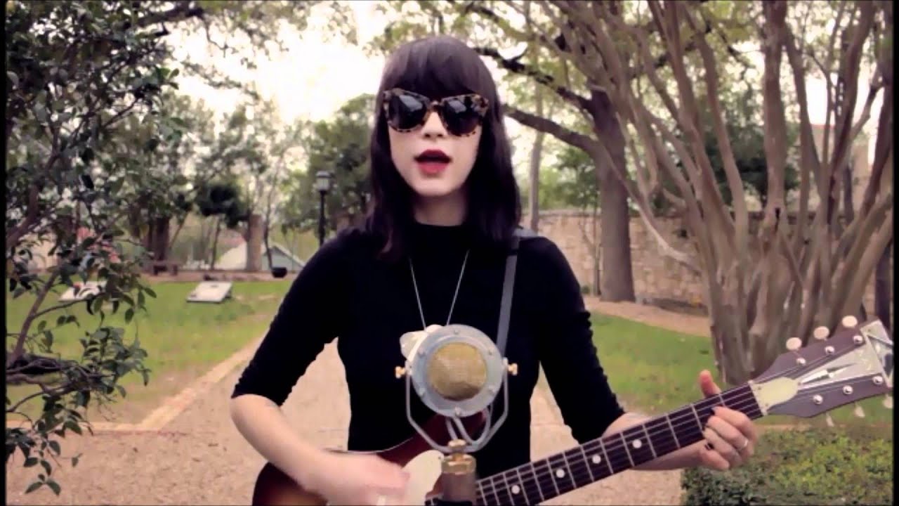 Dee Dee- Sorrow