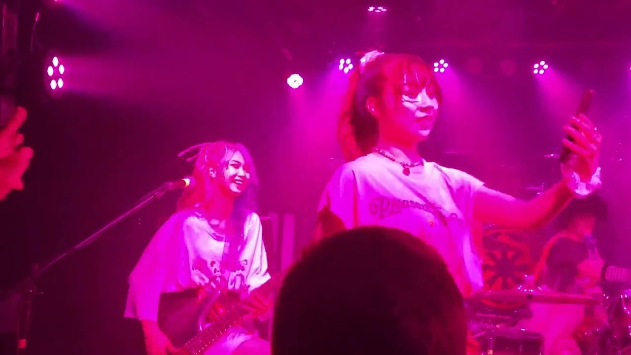 HANABIE. 【花冷え。】　 ～Crowd Surf～