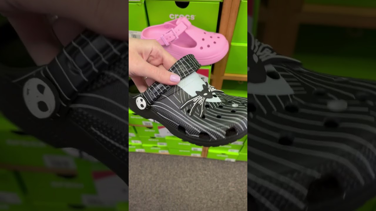 I&rsquo;m so obsessed with sneakers 🤯 #lifestyle #blog #shopping #shoes #travel #USA #blogger