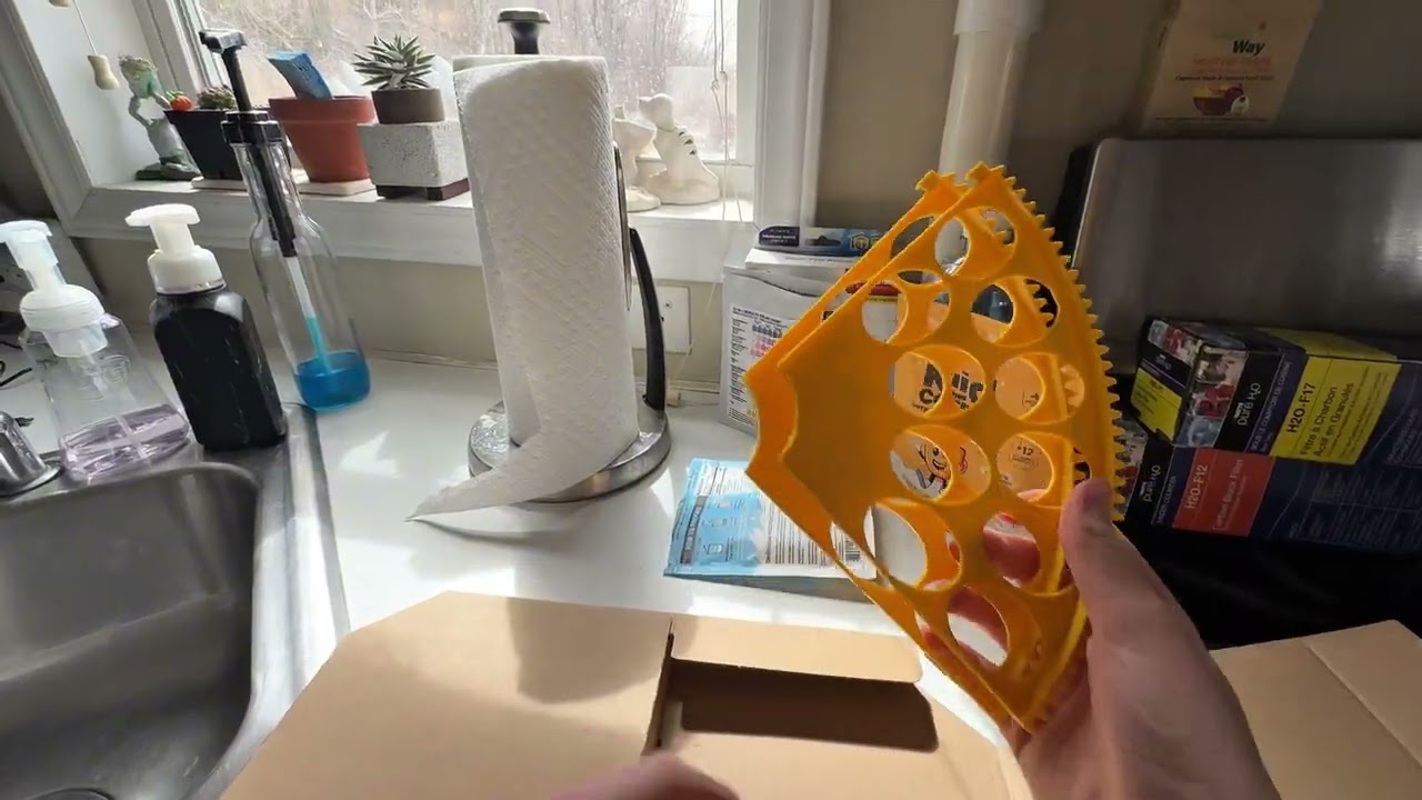 Brinsea Maxi 24EX Unboxing 