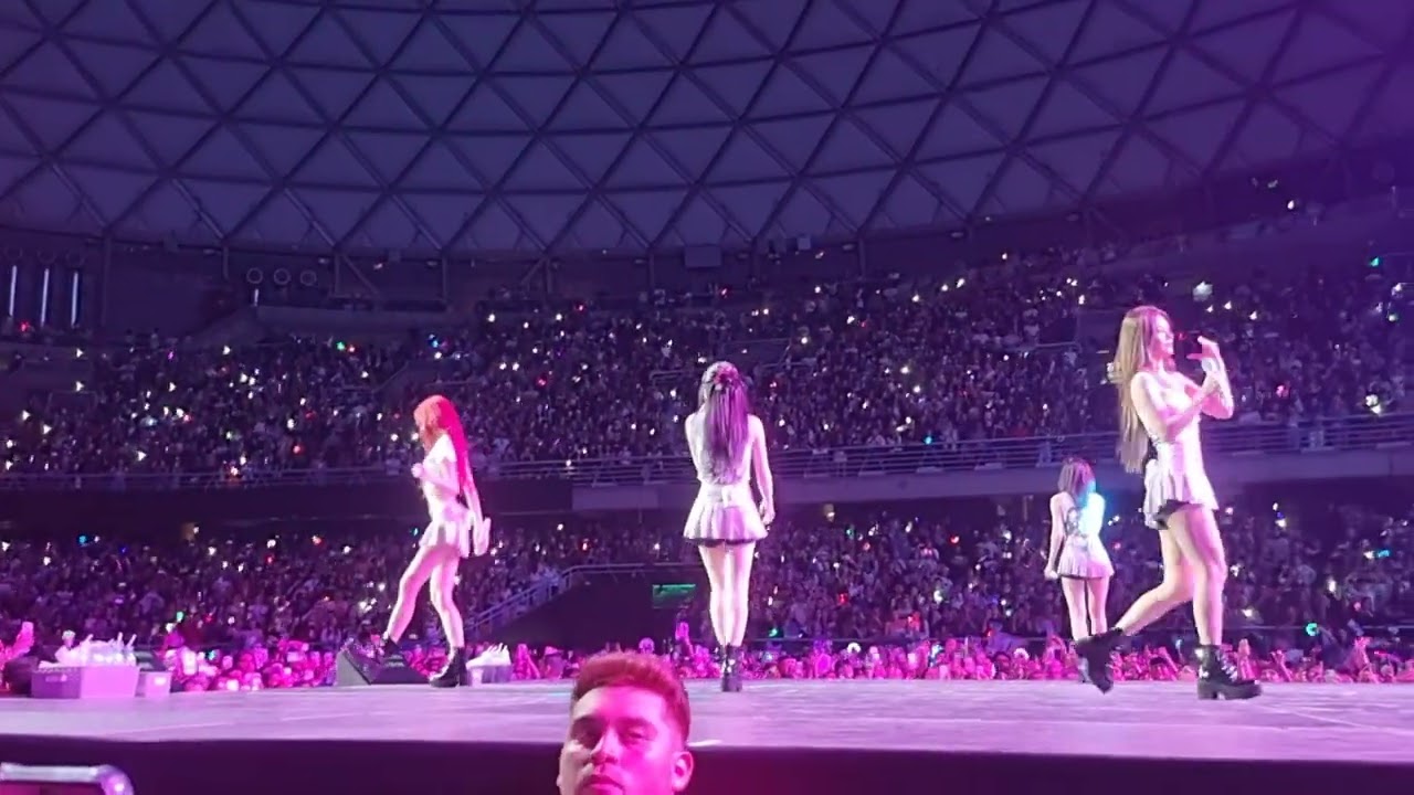 ITZY - Dalla Dalla | Live @ Chile (18-04-2024)