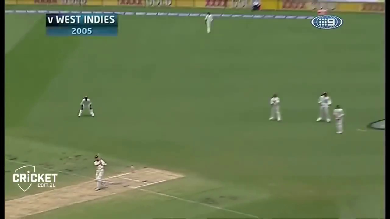 Brett Lee hitting world's longest six in world cricket 143 m