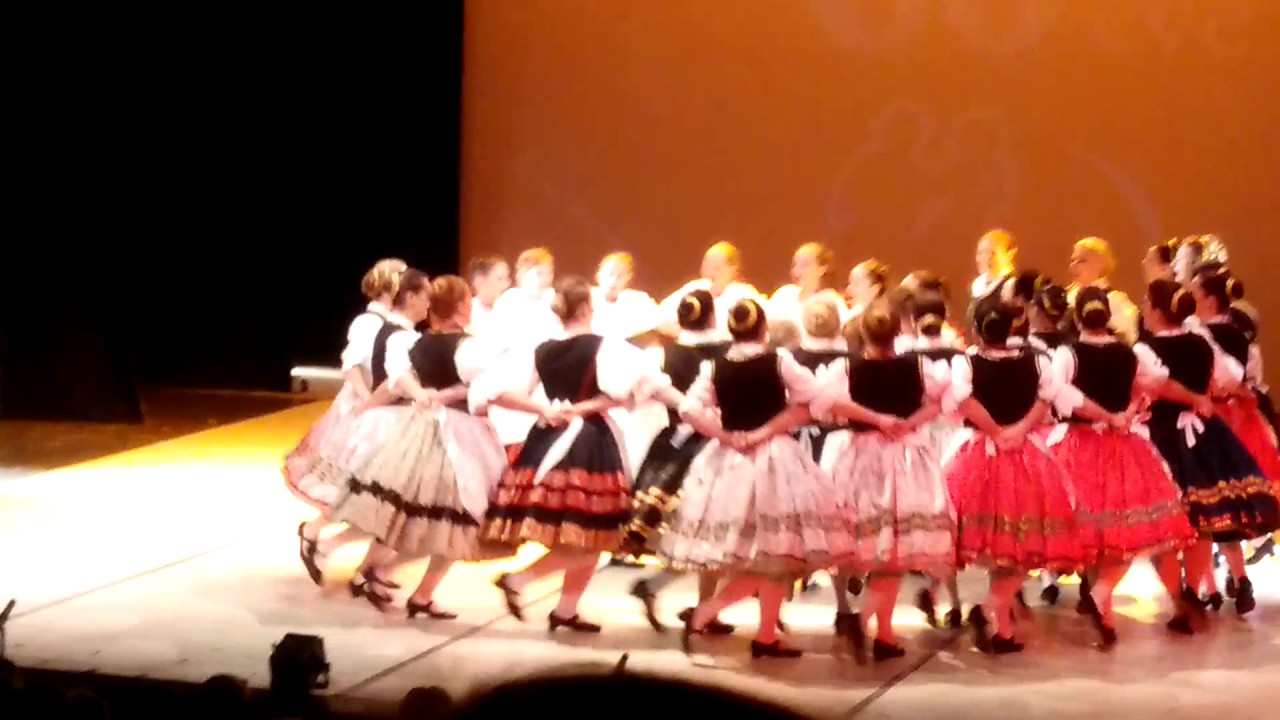 Tardonai táncok - Szarkaláb Táncegyüttes (Zalaegerszeg)