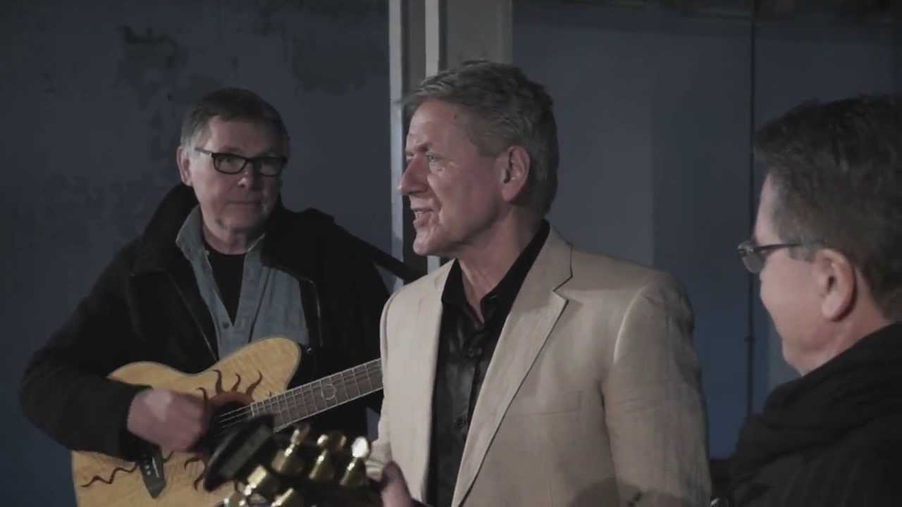Rune Larsen og Frisk Luft - Try a Little Kindness