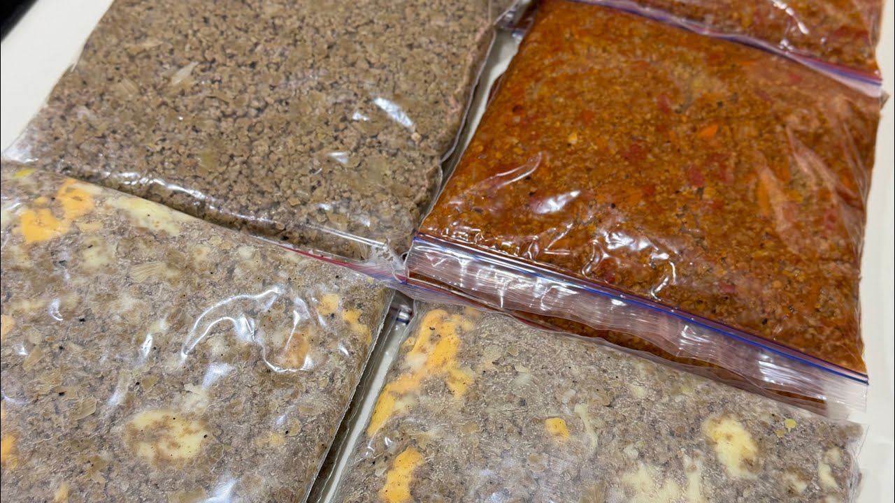 إنسي وقفة المطبخ في الصيام النهاردة هنعمل خلطة اللحمة المعصجة تطلعيها من الفريزر على الصينية فوراً 🥩