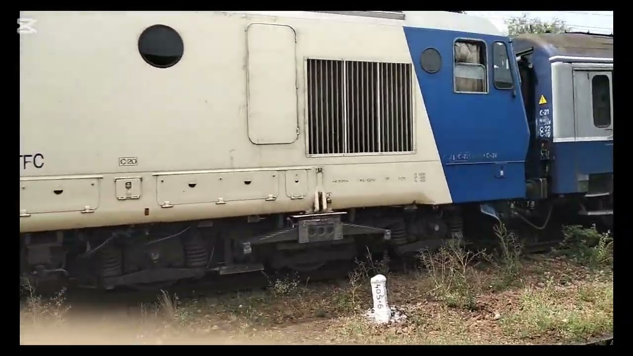 5 trenuri norocoase văzute în gara Nicolina ( un tren care a trecut pe linia 1 o linie interzisă!!!)