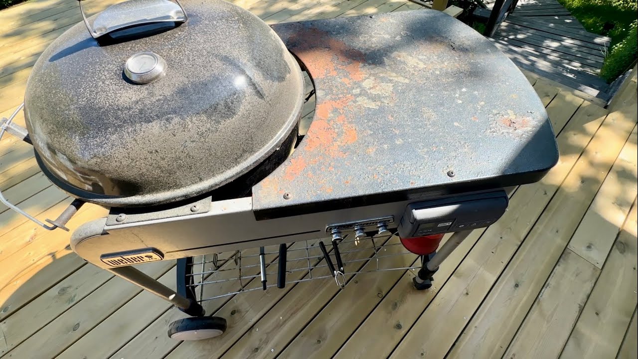 Restoring a rusty Weber Performer grill
