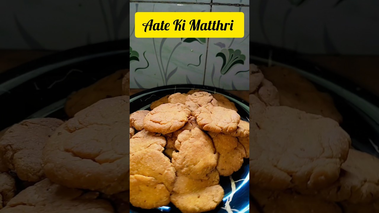 Aate ki Masala Mathri &hearts;️ #recipe #amitarawatshorts #ytshorts #cooking #shortvideo #shorts #mathri