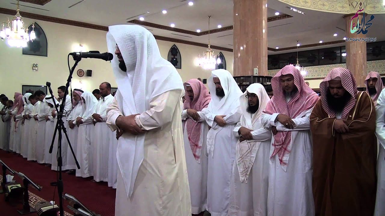 القارئ عبدالولي الاركاني تلاوة خاشعة من صلاة المغرب .