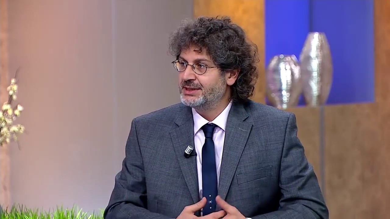 شد الوجه والرقبة بالخيوط  لحقن الذاتي بالخلاية الجذعية مع الدكتور فراس حمدان