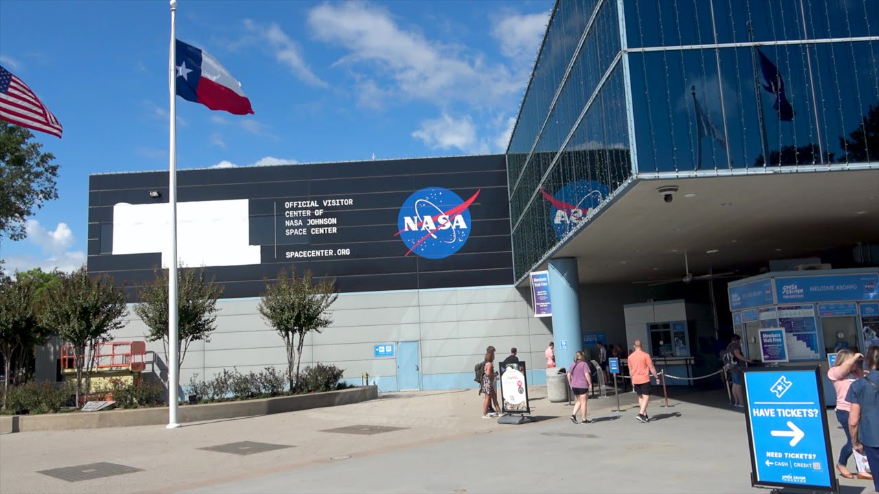 Johnson Space Center 2022 & 1988
