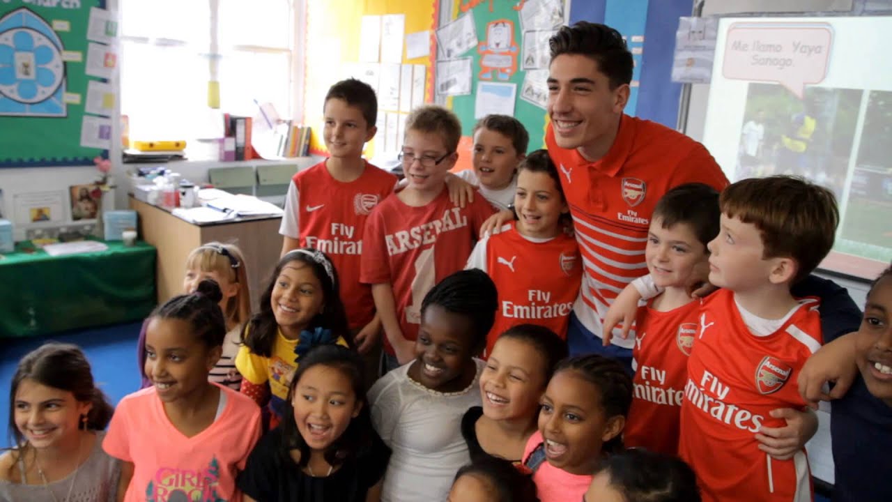 Bellerin goes back to school