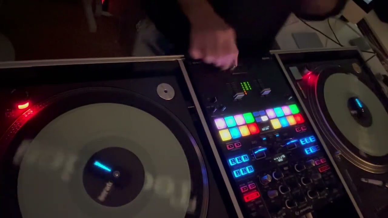 RUN DMC practice my cuts #rundmc#oldschool#goldenera#rap#cuts