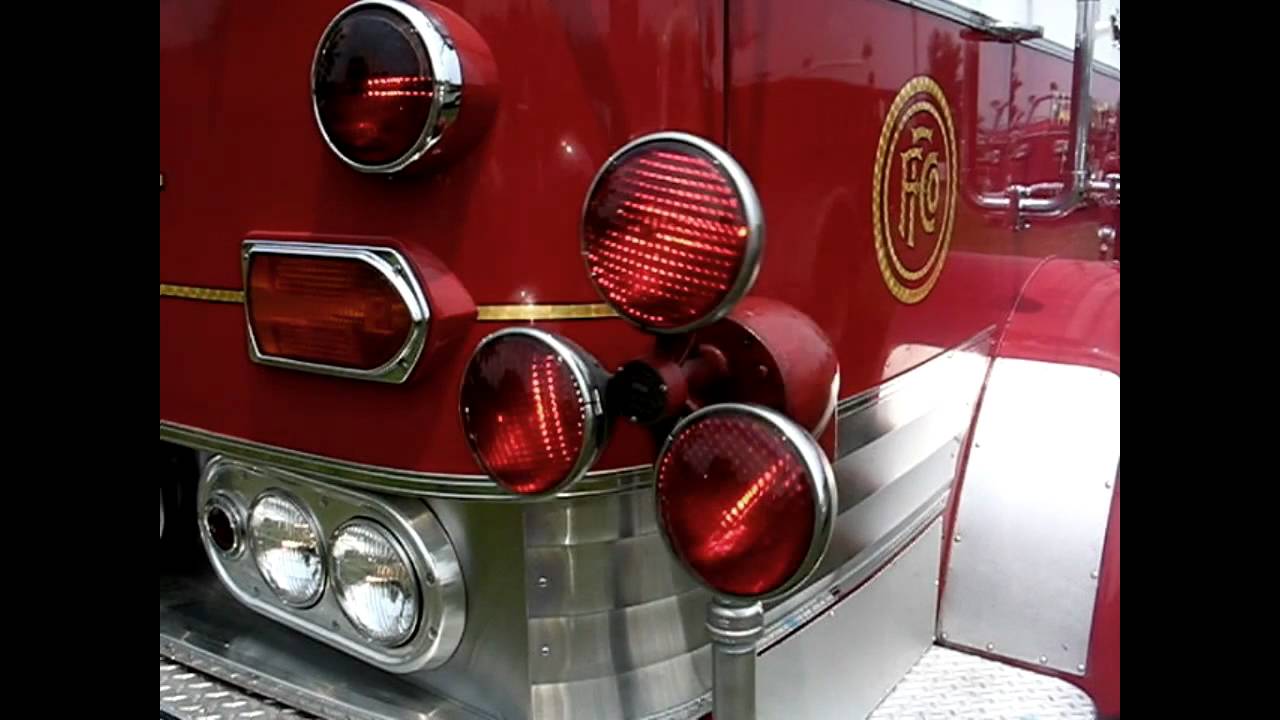 VINTAGE MACK C CAB PUMPER - ROTO-RAY DEMO