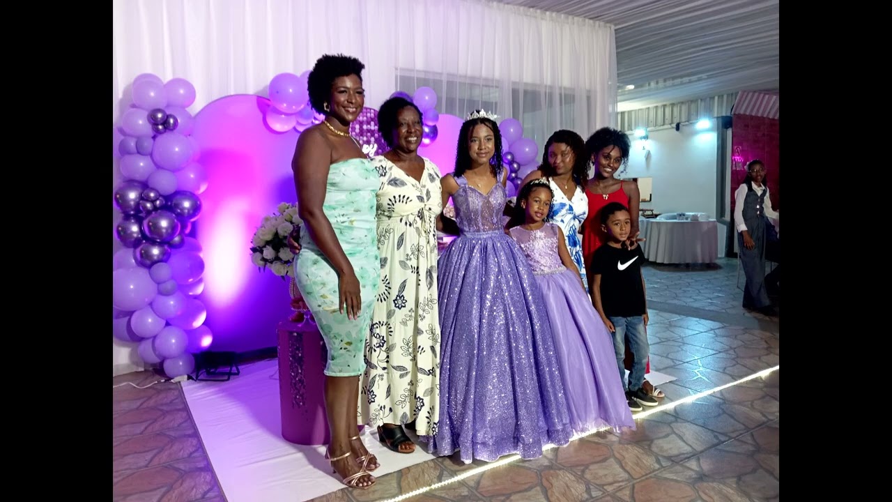 15 ANOS DE ANA BEATRIZ