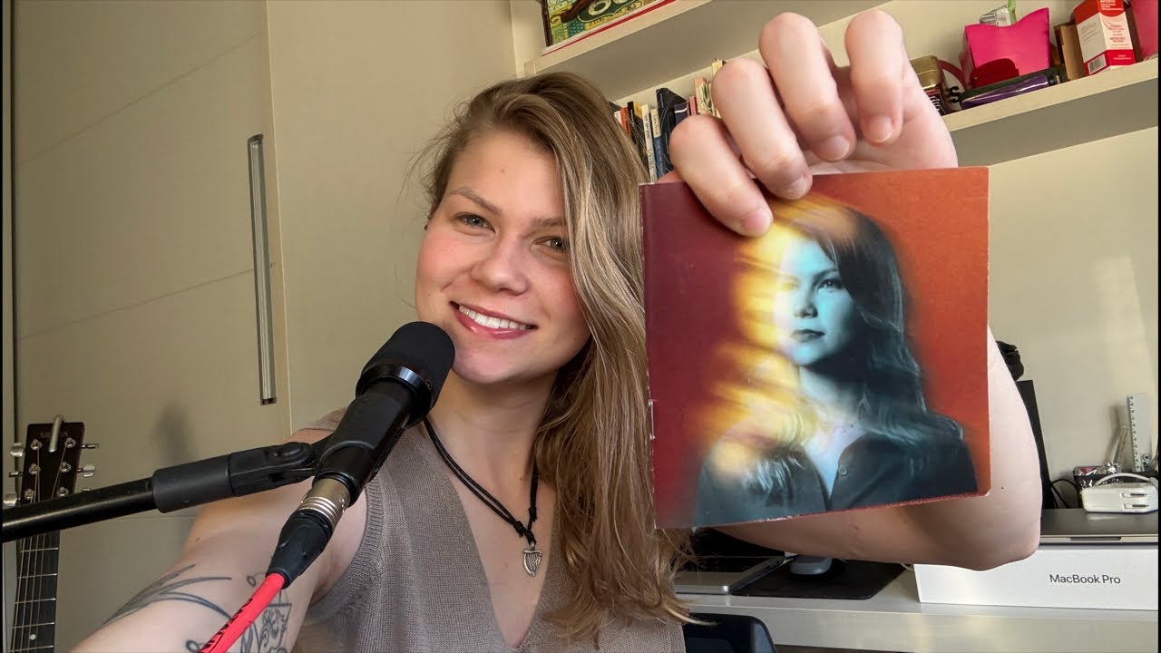 Vicka is live!