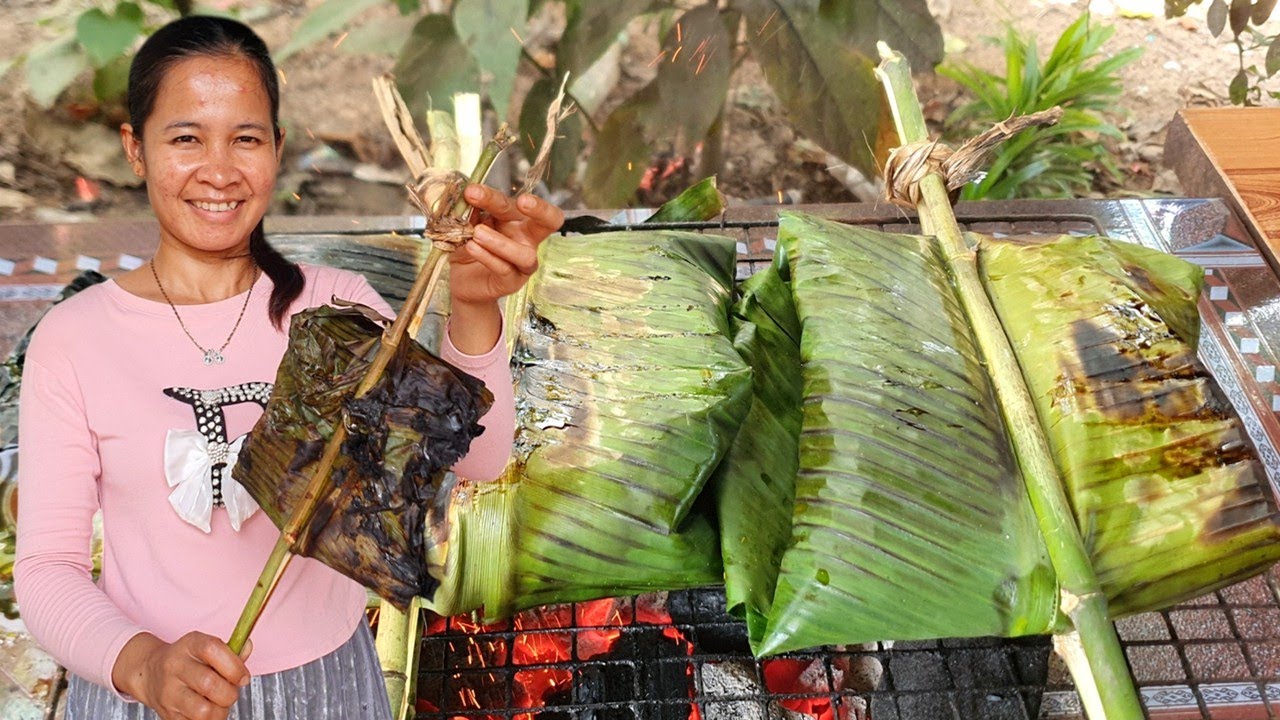 Amazing Grilled Baby Fish & Crab in Banana Leaf | Traditional Firewood Cooking