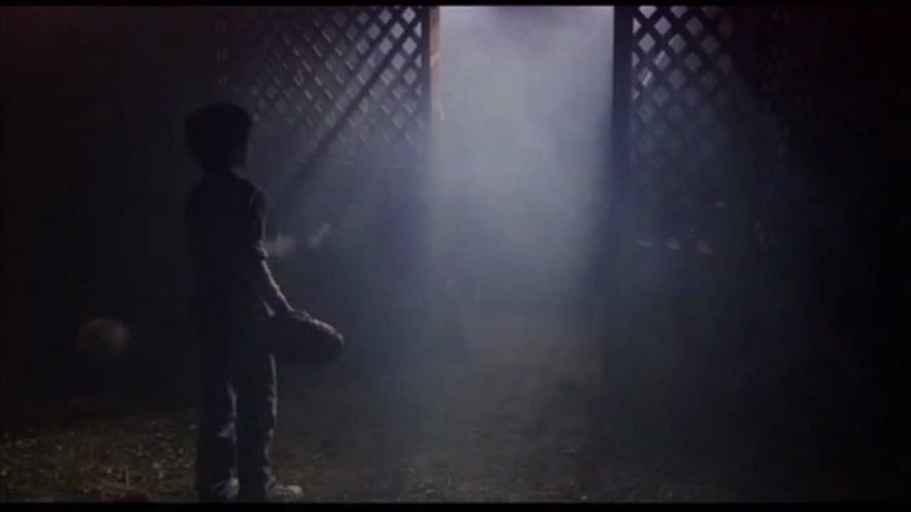 E.T. - Trailer sin censura