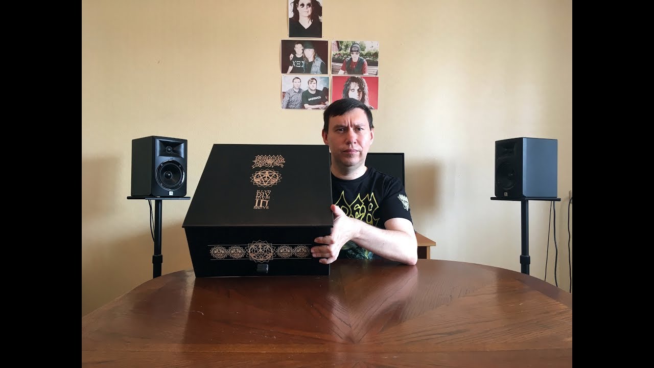 Morbid Angel - Illud Divinum Insanus deluxe box close-up