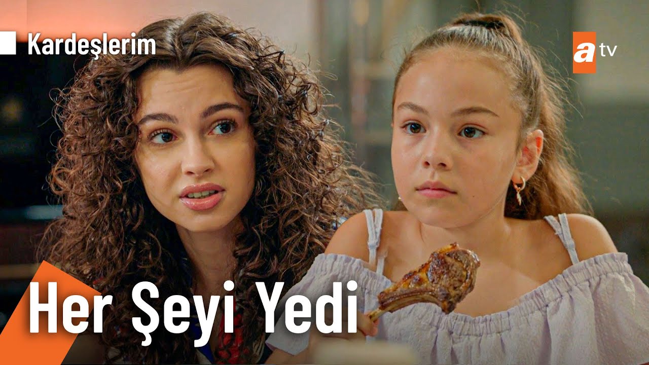 Asiye ve Emel masadaki her şeyi silip süpürdü - Kardeşlerim 52. Bölüm @Kardeslerim