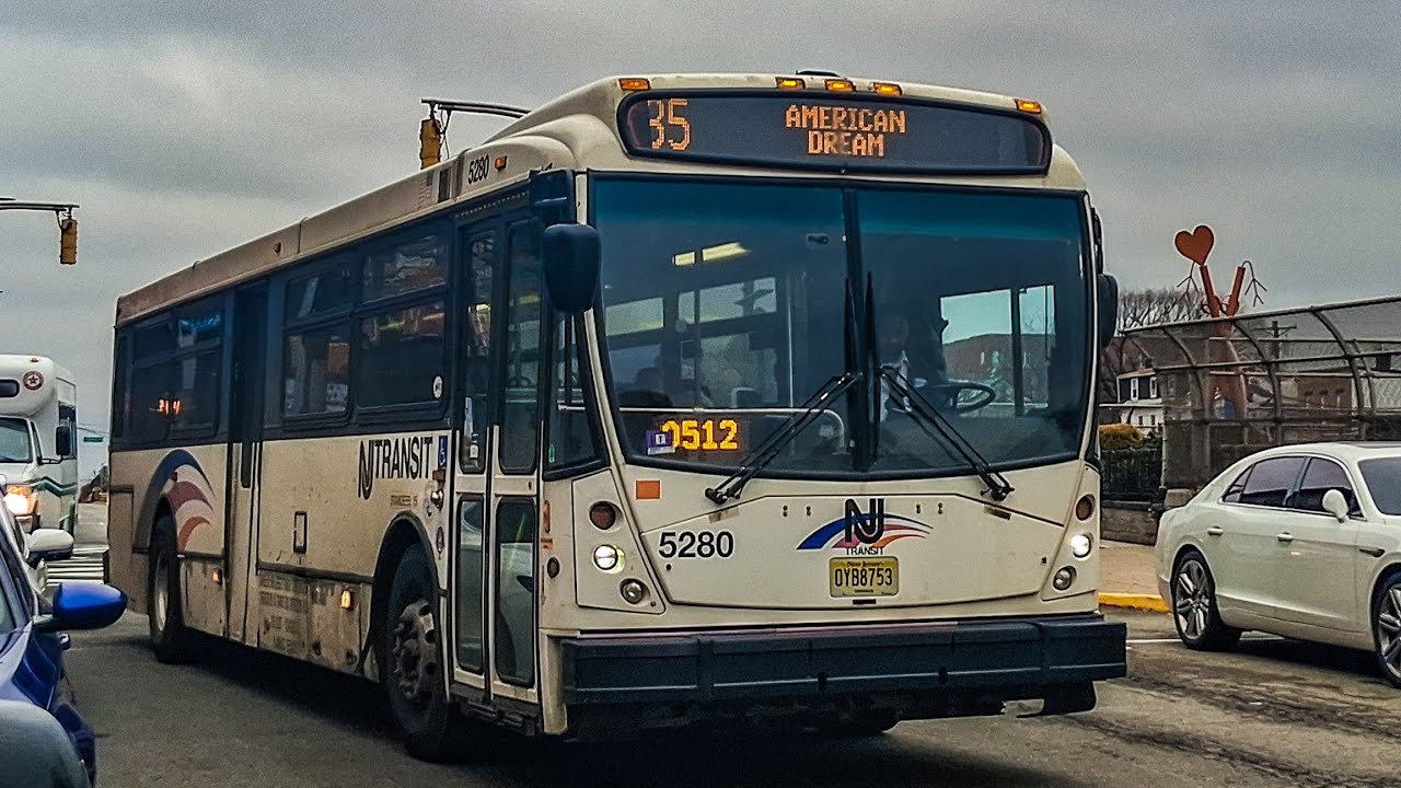 2009 NABI #5280 On the 85 Ride