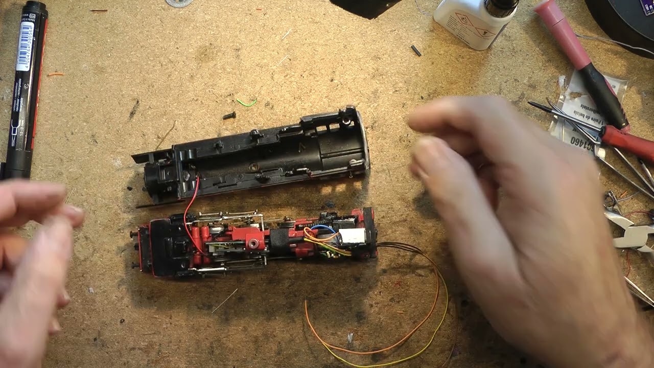 Wolfgangs Märklin Modellbahn Märklin DA 800 Br 23 bekommt LEDs und Sound