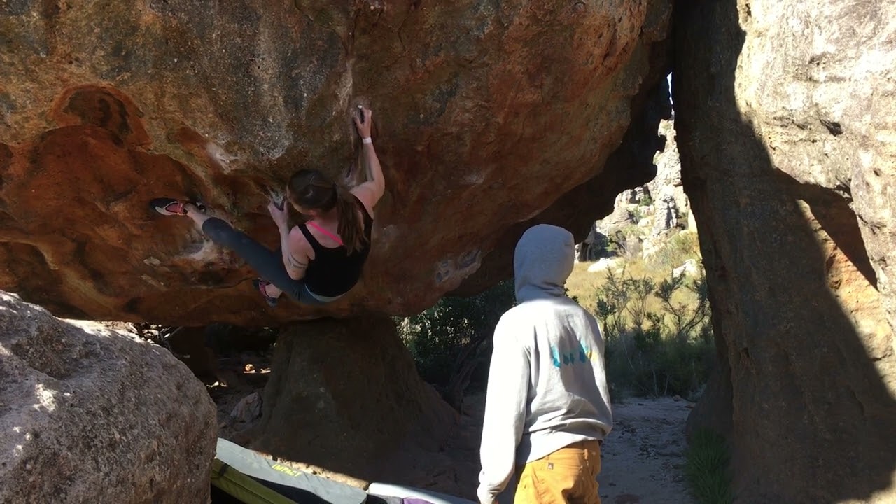 Stalker on the Horizon 7C, Rocklands Bouldering