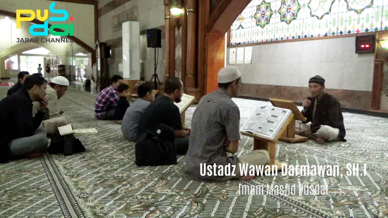 TAJWID SURAH AL-FALAQ KUPAS TUNTAS BERSAMA USTADZ WAWAN DARMAWAN