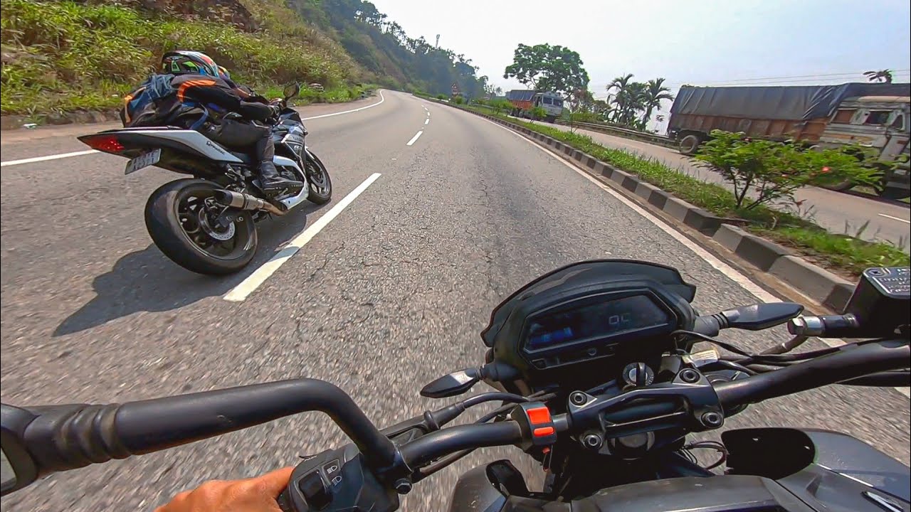 Yamaha R3 VS Dominar 400 | Loudest R3