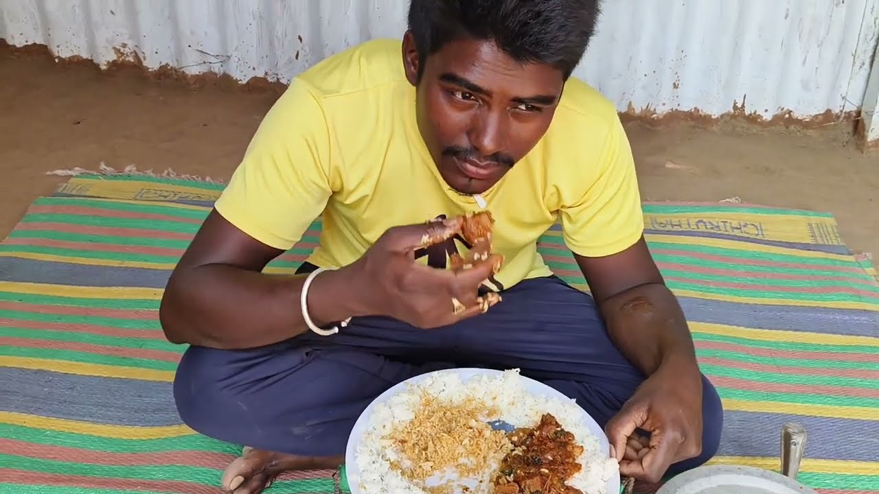 పంది కూర || pandhi kura ||  Pork curry recipe by food on village style