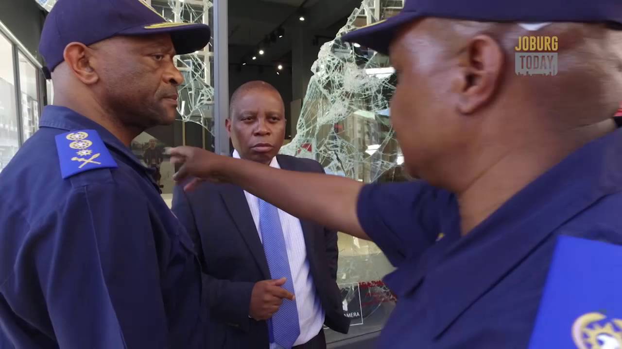CITY NEWS - FEES MUST FALL: MAYOR RESPONDS