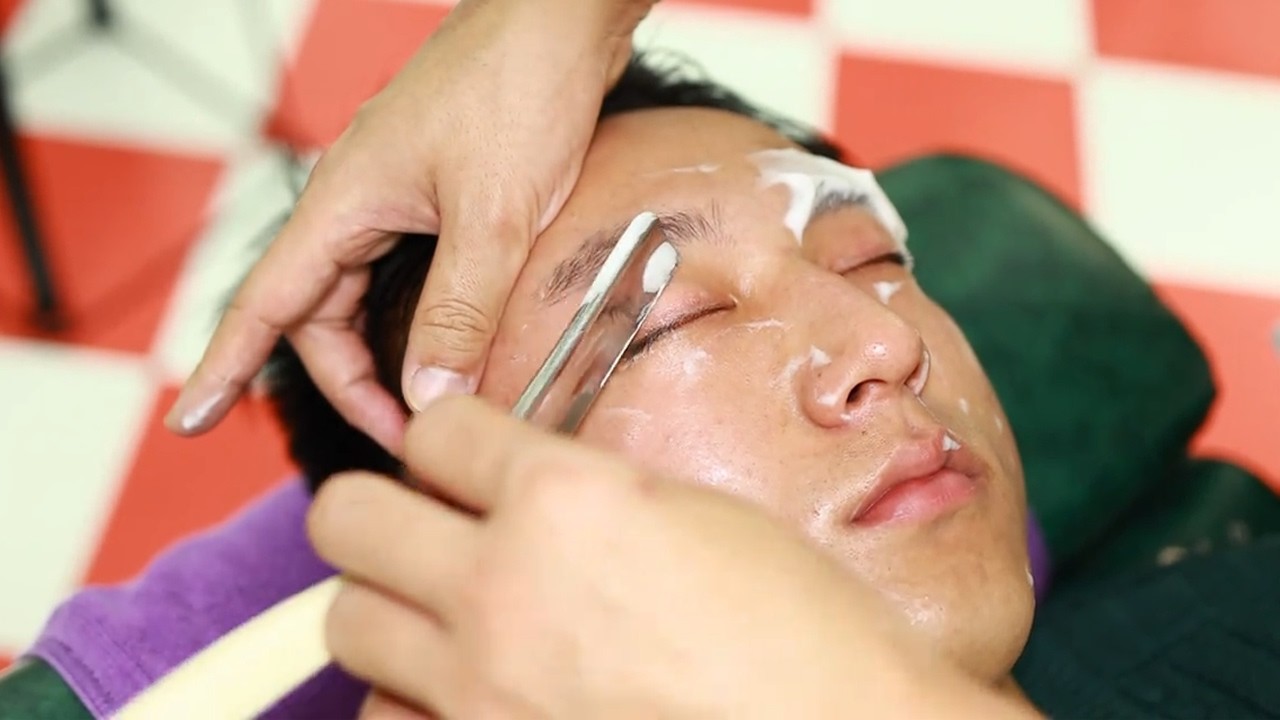 💈Shaving & Removes beards！My wife insists I must clean my face thoroughly before the New Year