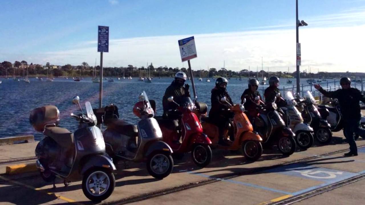 Vespa Club of Melbourne - Geelong Breakfast June 2016