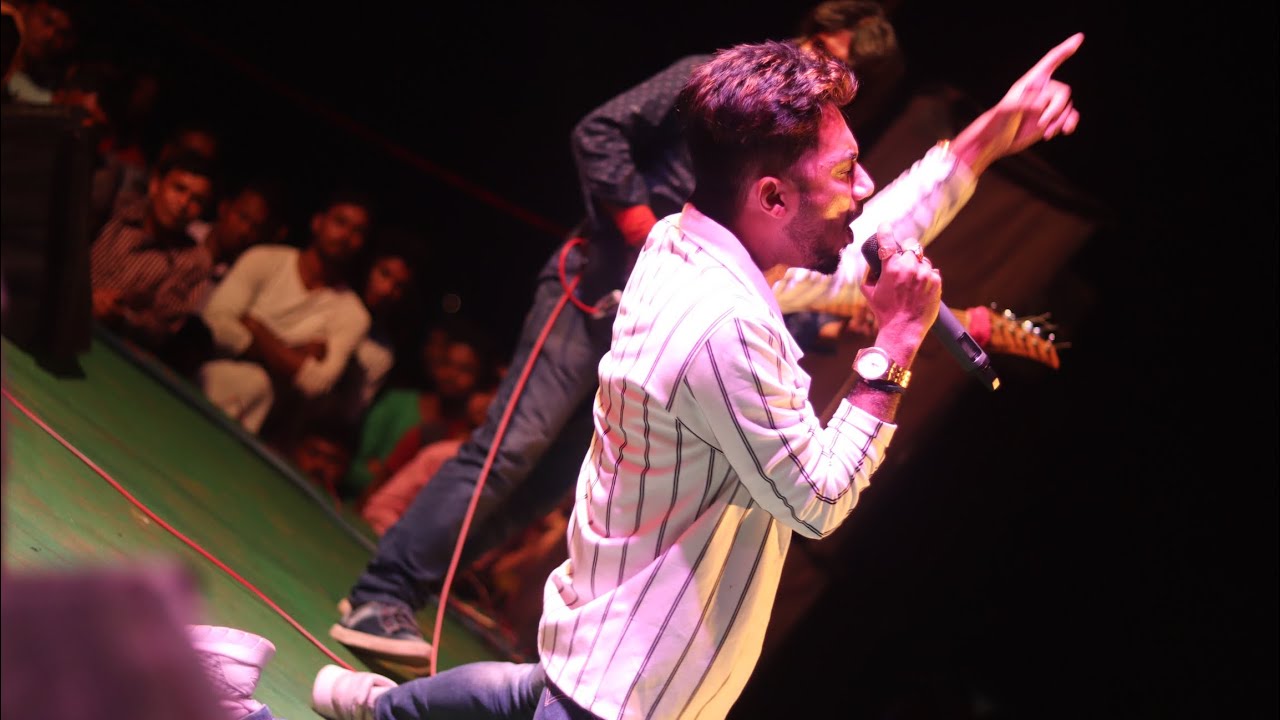 Saki Saki | Aankh Marey | Punjabi Mashup - Live | Keshab Dey | Kalna College Freshers 2019