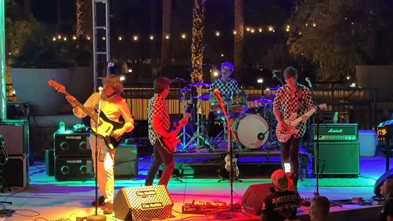 Twilight Zone - Golden Earring - cover by - The Refills - at The Rock Yard