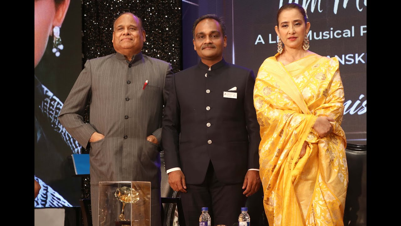 Manisha koirala received the Sanskriti Kalashree Award in Chennai