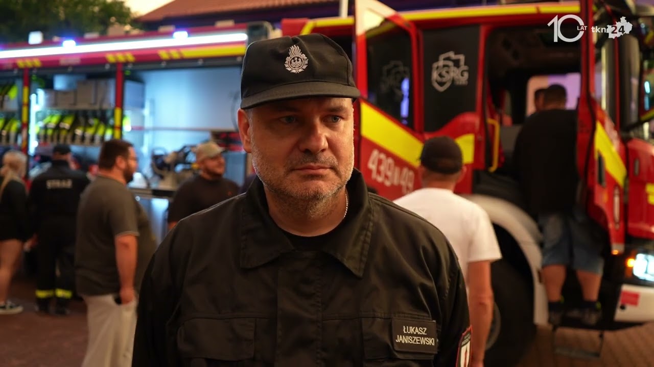 Powitanie wozu strażackiego w OSP Radoszyce