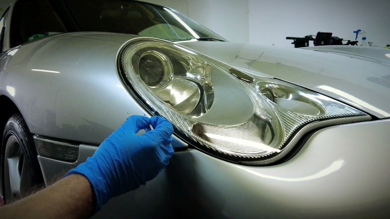 PORSCHE 996 CARRERA 4 Detail