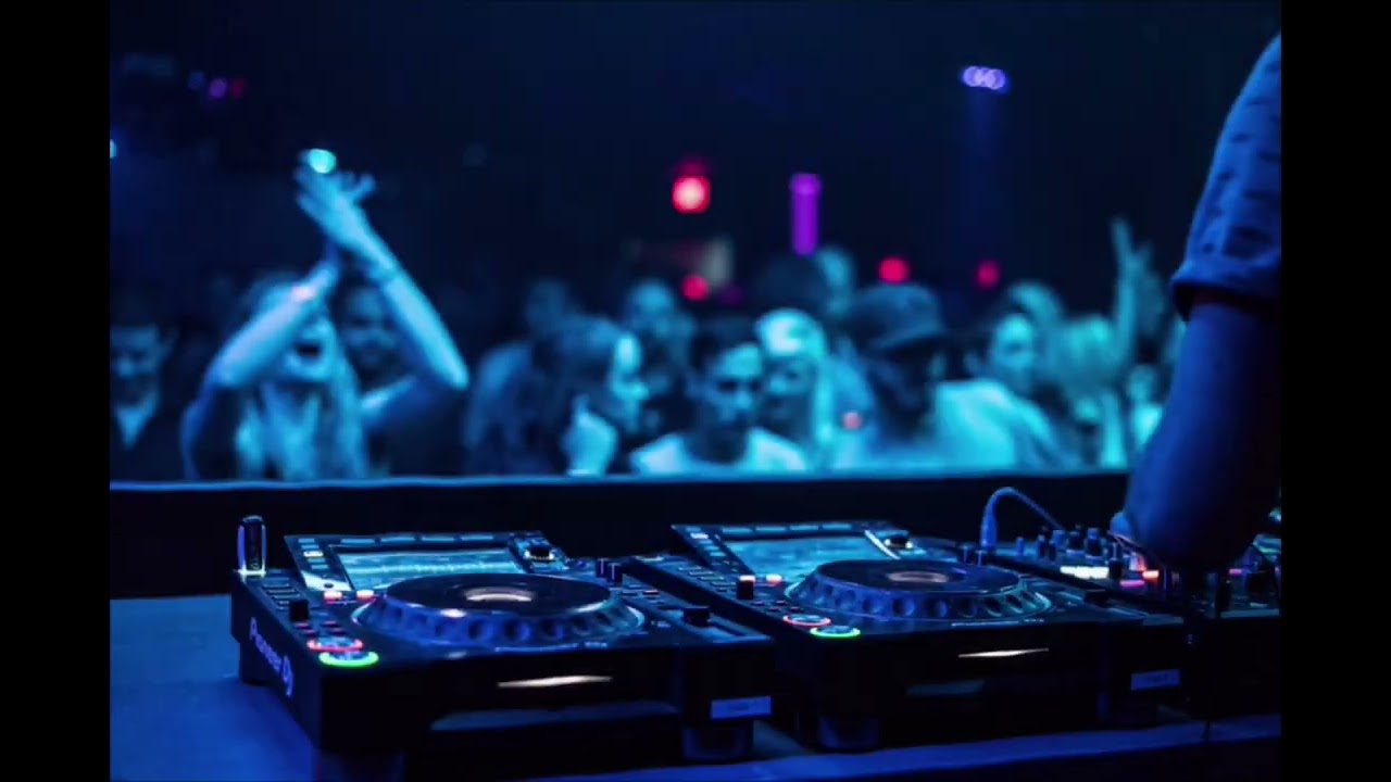 D.M x Costel Biju- Vrea pupată (extend mix Flo Rida)