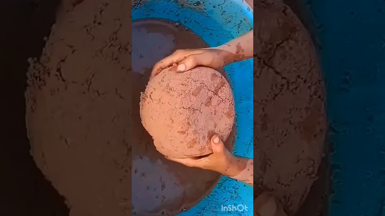 CR~Clay Land Asmr🧶 #asmr #watercrumbling #satisfying #softcrumbles #reddirtasmr #asmrvideos #shorts