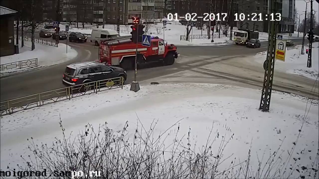 Fire Truck Accidents Compilation #1 2018 720p