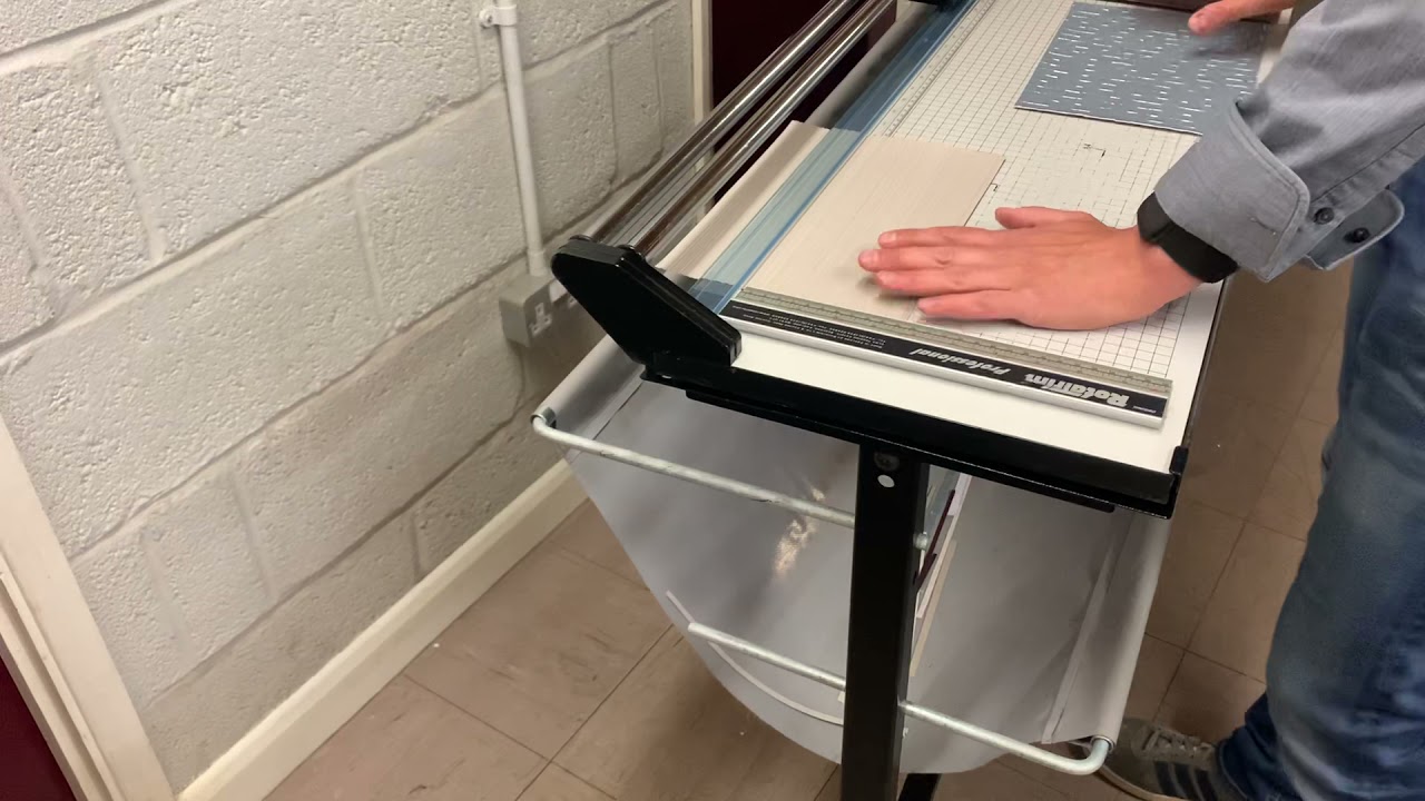 Rotatrim M54 Trimmer Demo