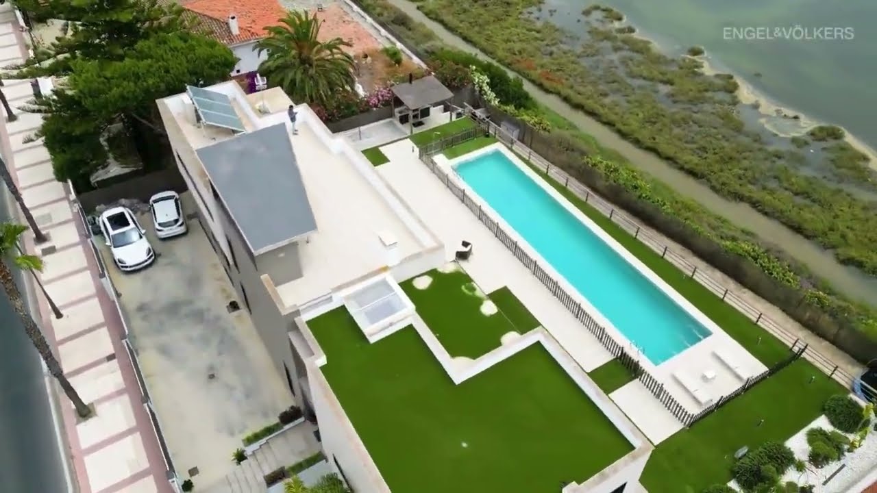 Un buque de lujo a orillas de El Rompido | ID : W-02VNR5 | Cartaya | Engel & Völkers España