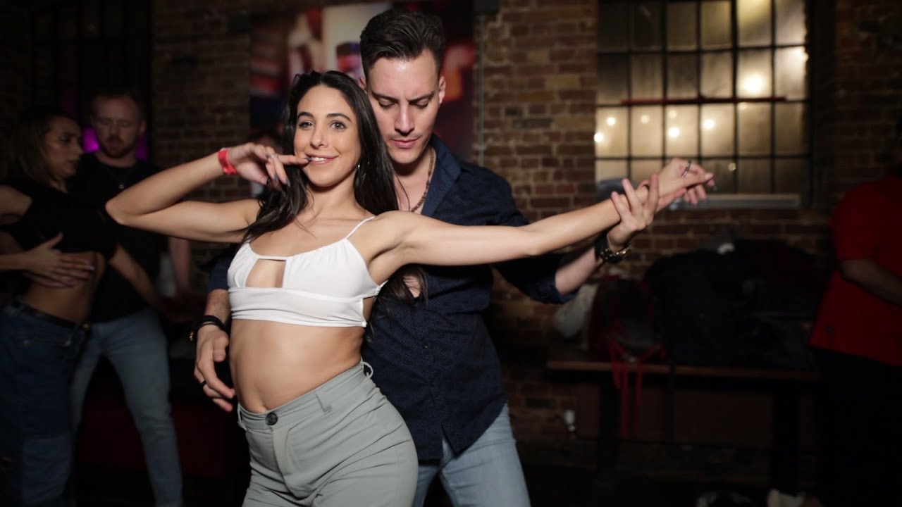 Roger Cracco & Paz Bachata Social Dance VI 2023.11.23. Wild Bachata Thursday by BOS