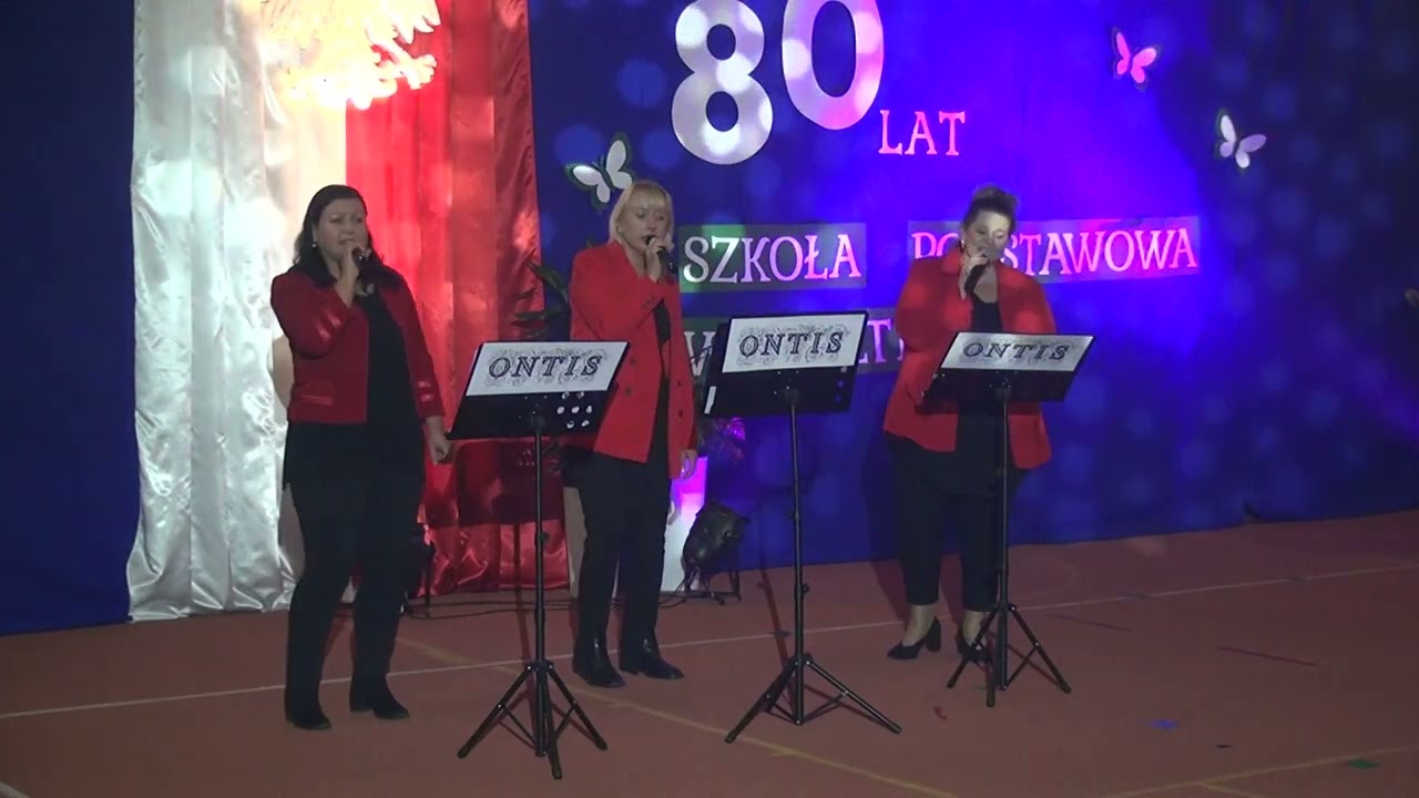 80-lecie Szkoły Podstawowej w Żółtnicy (występ zespołu ONTIS)